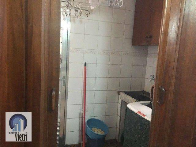 Sobrado à venda com 5 quartos, 300m² - Foto 12