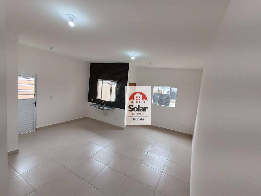 Casa à venda com 2 quartos, 67m² - Foto 4