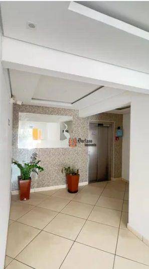 Apartamento à venda com 2 quartos, 55m² - Foto 11