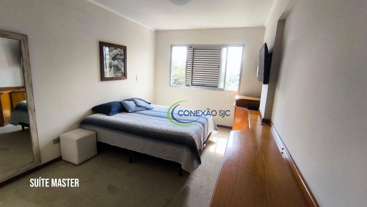 Apartamento à venda com 4 quartos, 217m² - Foto 3