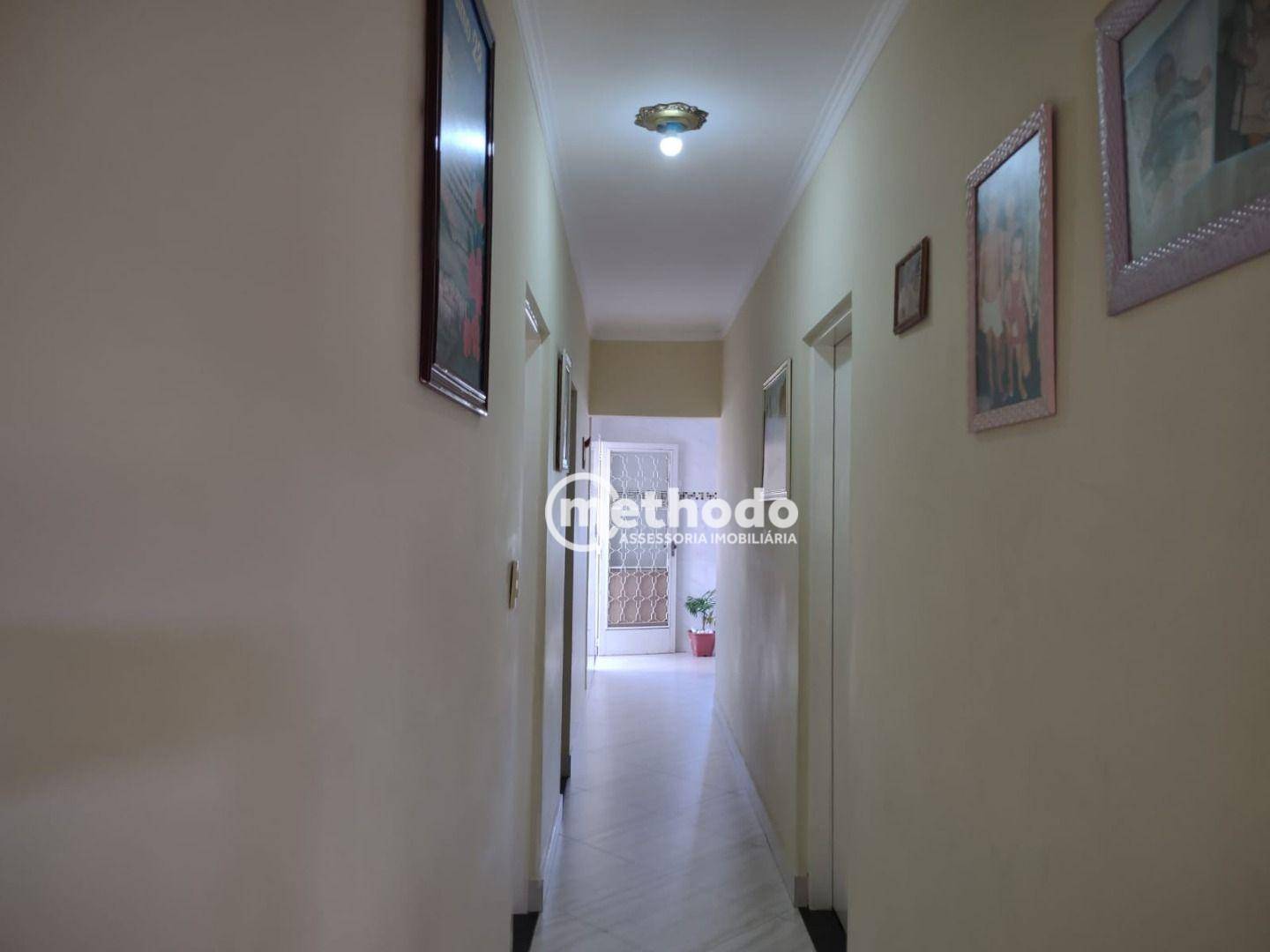 Casa à venda com 2 quartos, 250m² - Foto 5