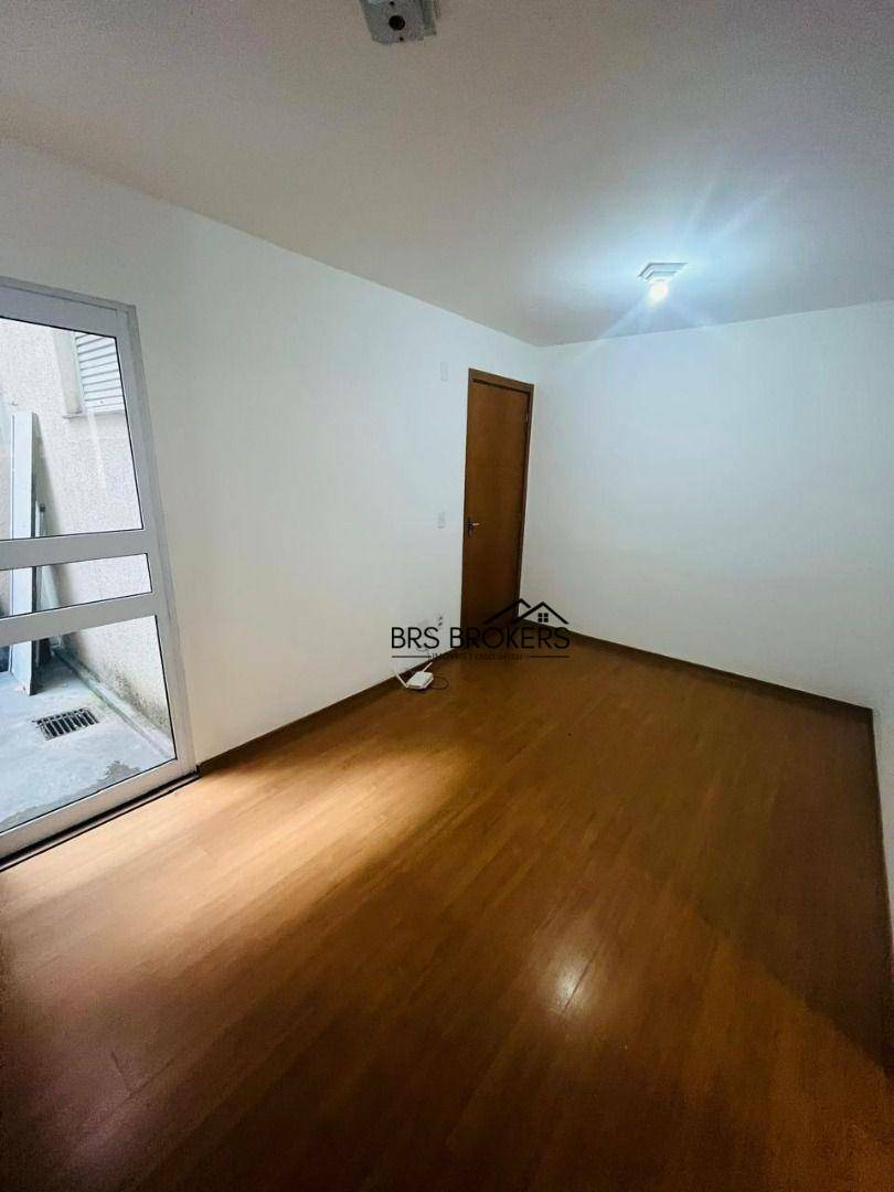 Apartamento à venda com 2 quartos, 38m² - Foto 16