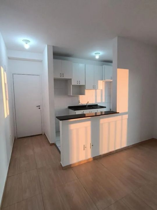 Apartamento à venda com 2 quartos, 57m² - Foto 1