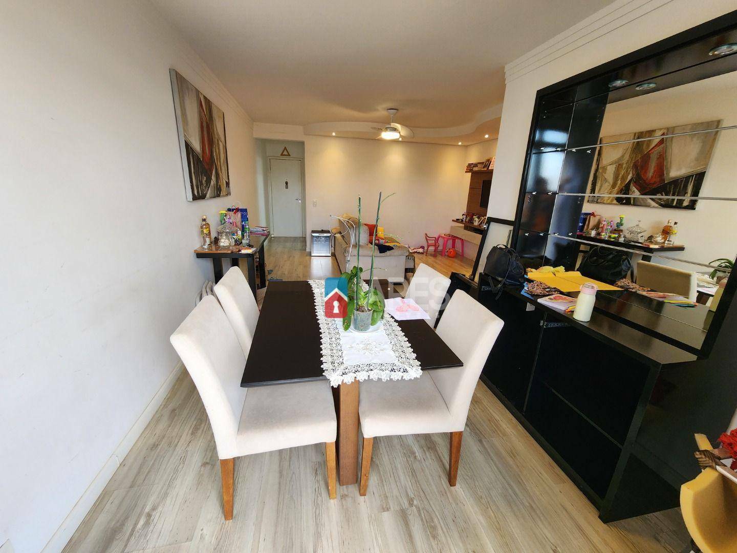 Apartamento à venda com 3 quartos, 110m² - Foto 3