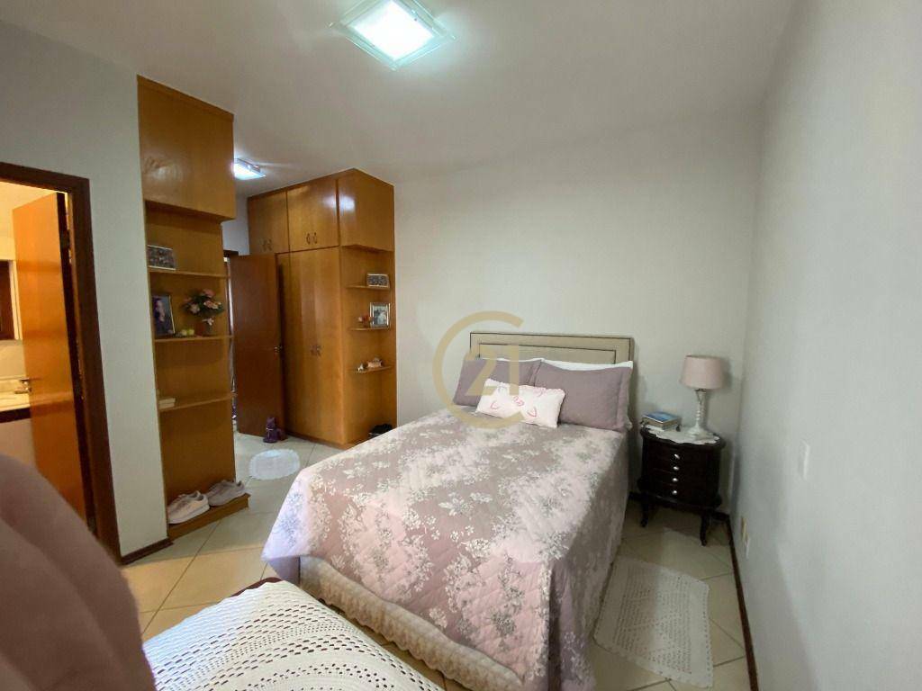 Apartamento à venda com 3 quartos, 110m² - Foto 10