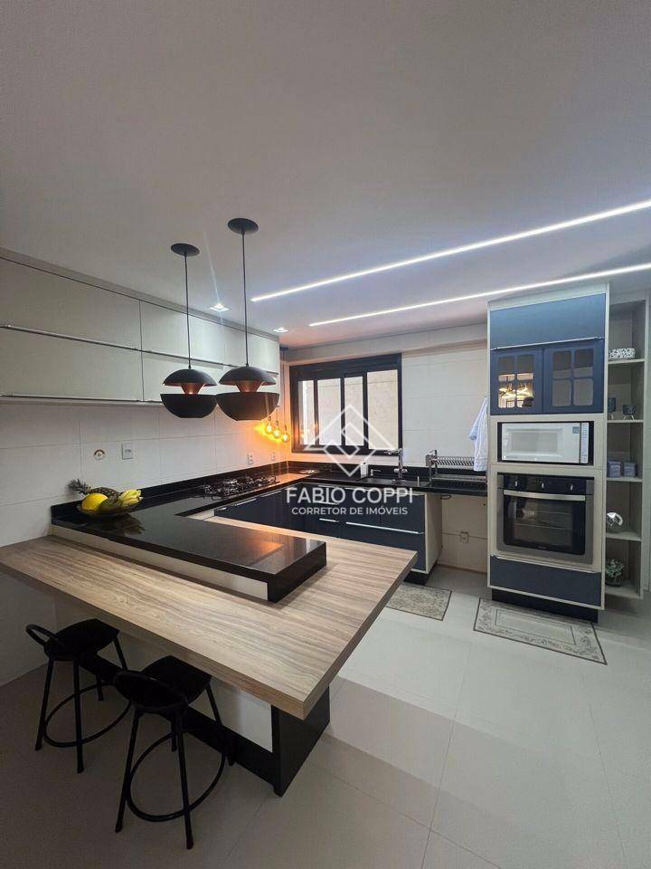 Apartamento à venda com 3 quartos, 159m² - Foto 3