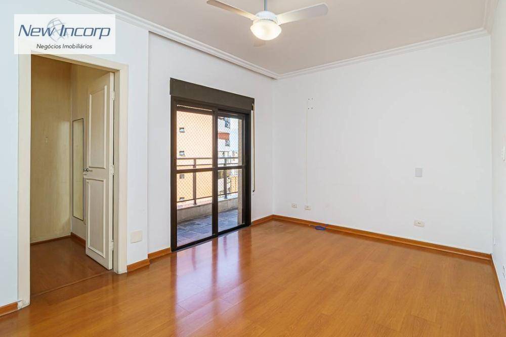 Apartamento à venda com 4 quartos, 139m² - Foto 5