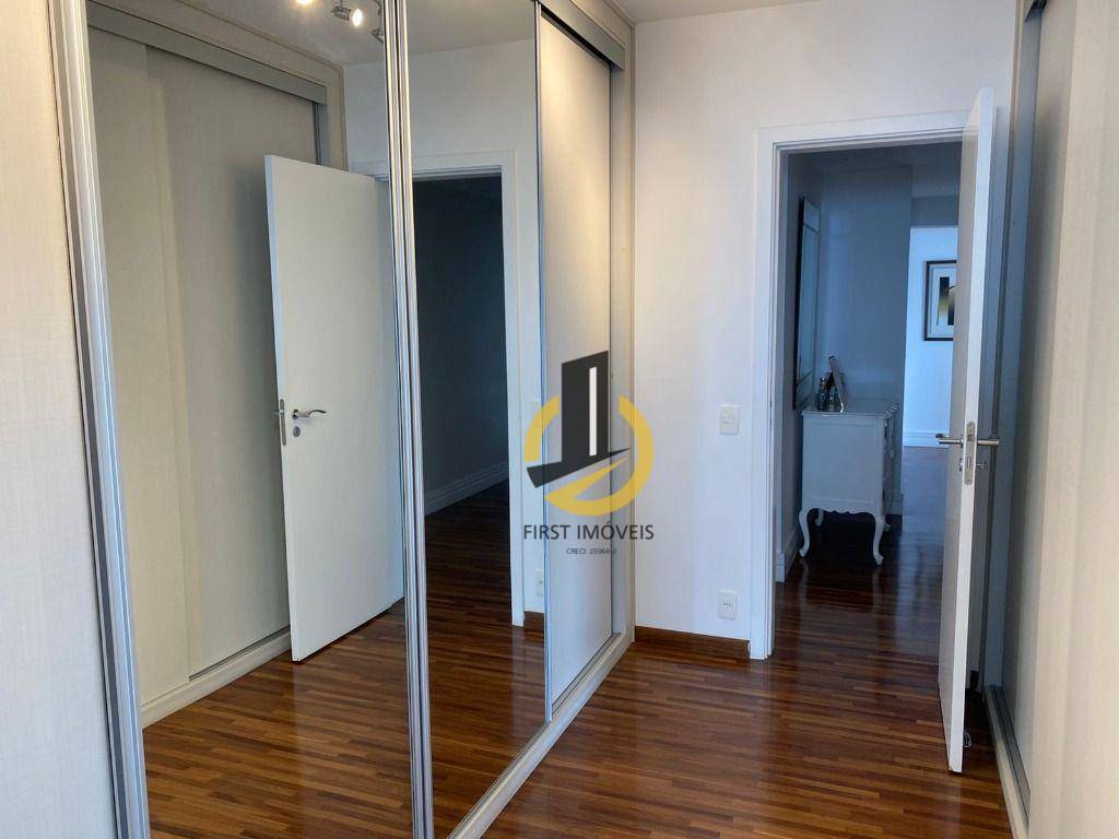 Apartamento à venda com 3 quartos, 213m² - Foto 24