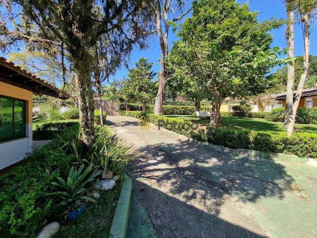 Chácara, 6 quartos, 3326 m² - Foto 1