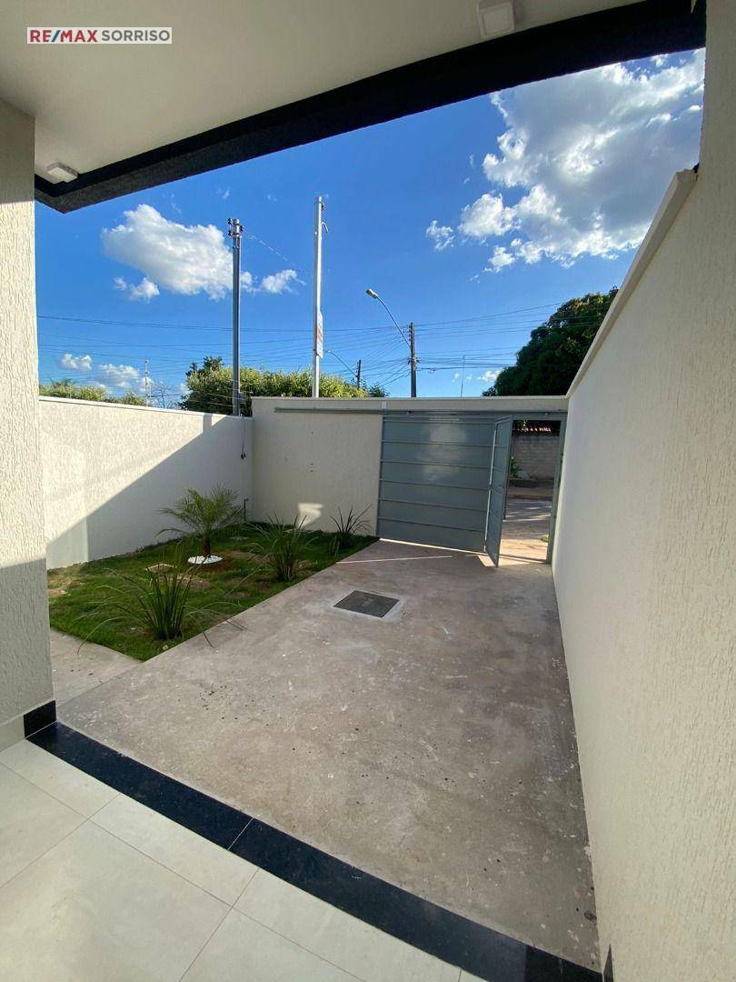 Casa à venda com 3 quartos, 165m² - Foto 1