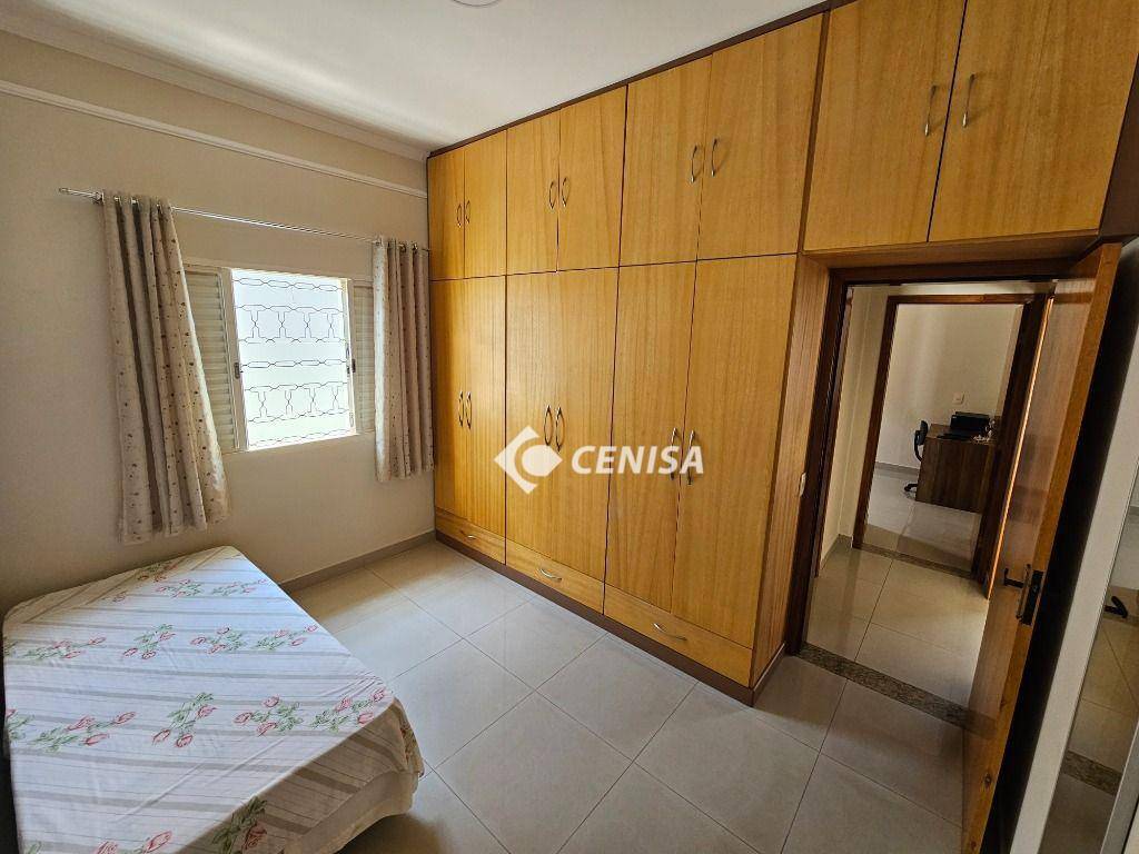 Casa à venda com 3 quartos, 236m² - Foto 28