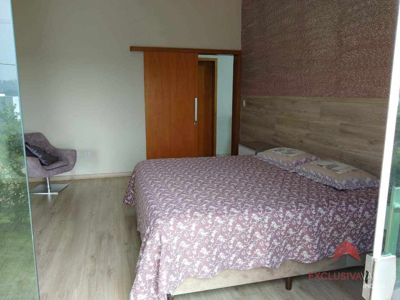 Casa de Condomínio à venda com 3 quartos, 305m² - Foto 32