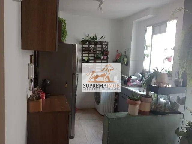 Apartamento à venda com 2 quartos, 47m² - Foto 3