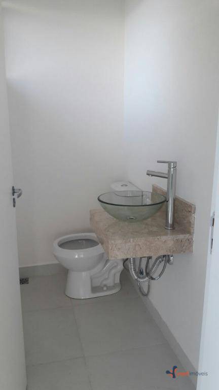 Sobrado à venda com 3 quartos, 224m² - Foto 18