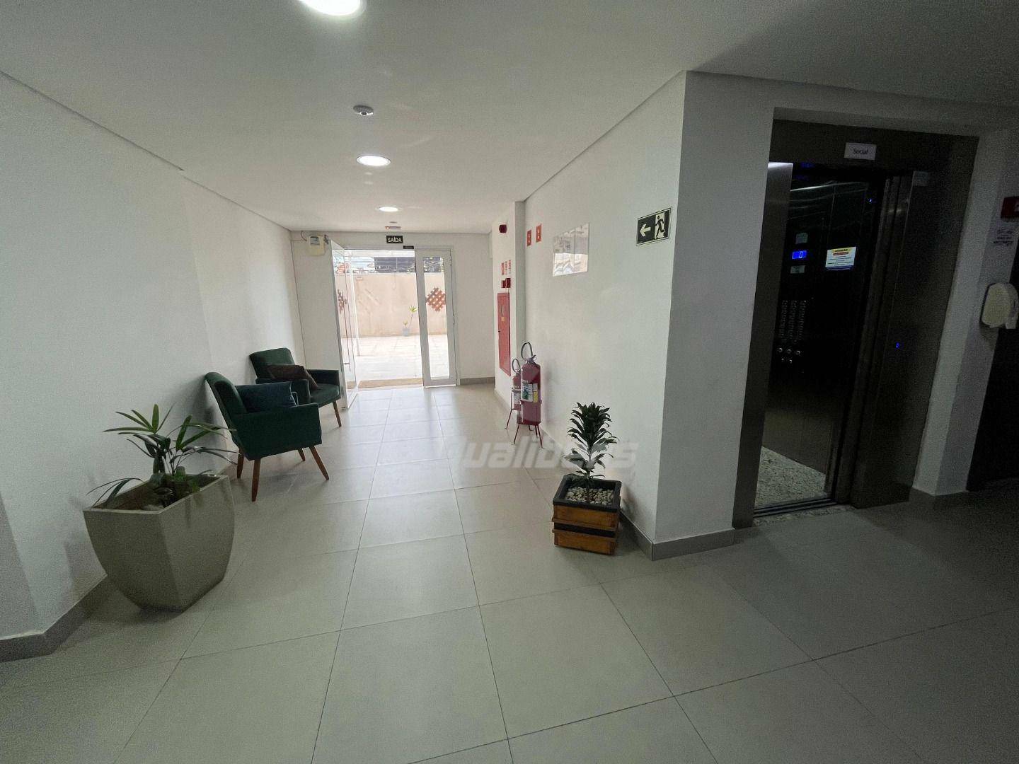 Apartamento para alugar com 3 quartos, 76m² - Foto 16