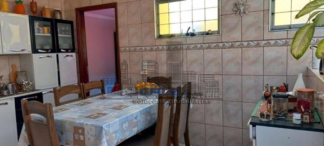 Casa à venda com 3 quartos, 110m² - Foto 5