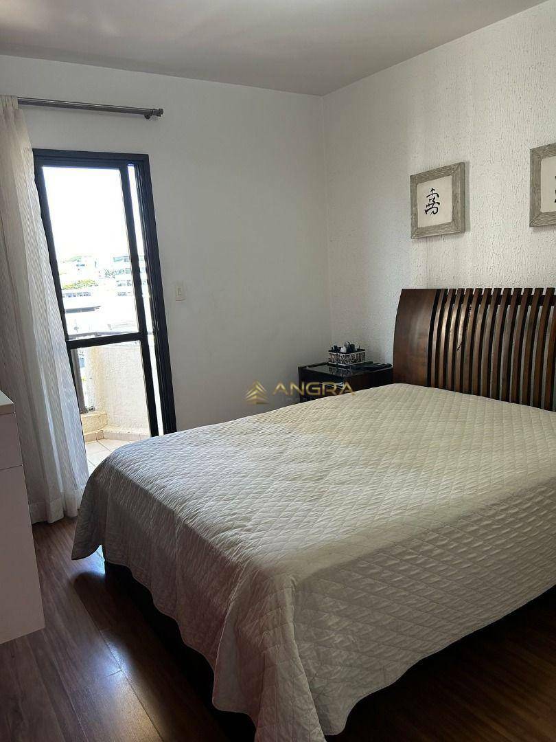 Apartamento à venda com 4 quartos, 197m² - Foto 12