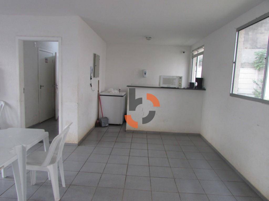 Apartamento para alugar com 1 quarto, 47m² - Foto 9