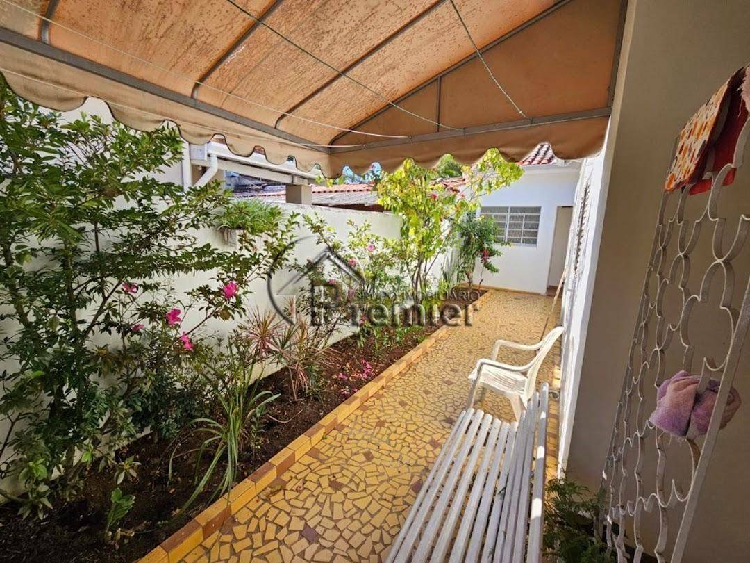 Casa à venda com 2 quartos, 225m² - Foto 24