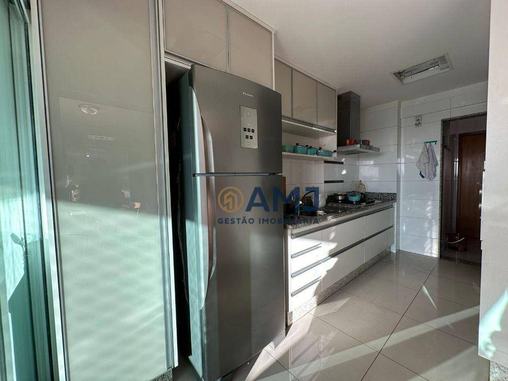 Apartamento à venda com 4 quartos, 144m² - Foto 4