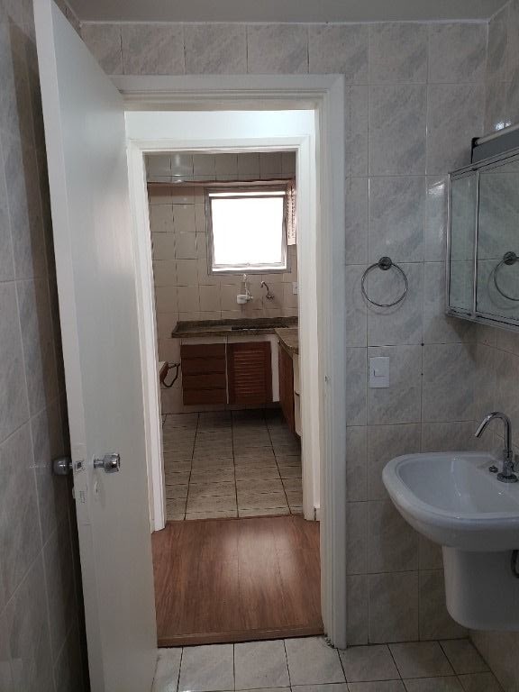 Apartamento à venda e aluguel com 1 quarto, 47m² - Foto 24