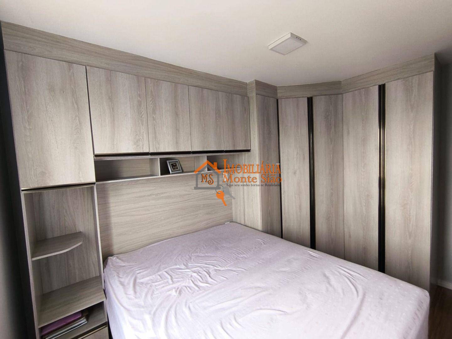 Apartamento à venda com 2 quartos, 57m² - Foto 19