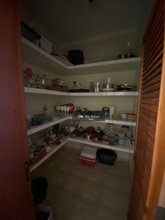 Casa à venda com 3 quartos, 333m² - Foto 10