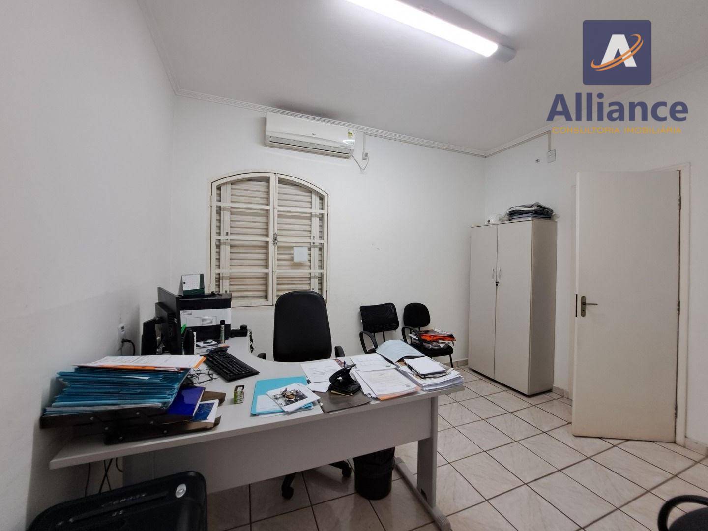 Casa à venda e aluguel, 200m² - Foto 8