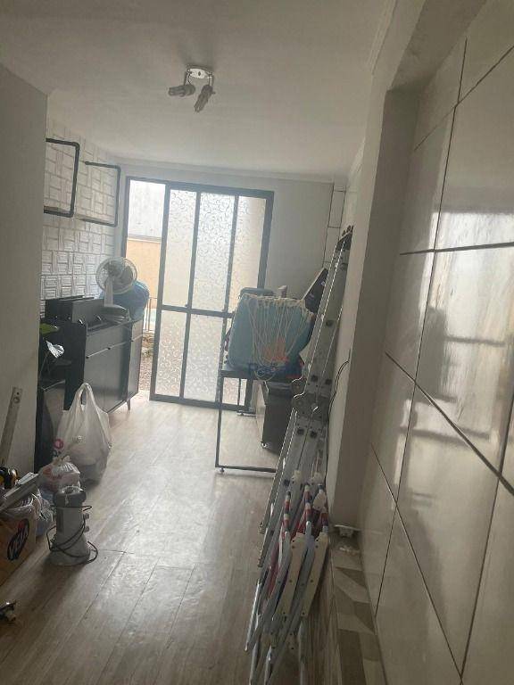 Sobrado à venda com 3 quartos, 100m² - Foto 8