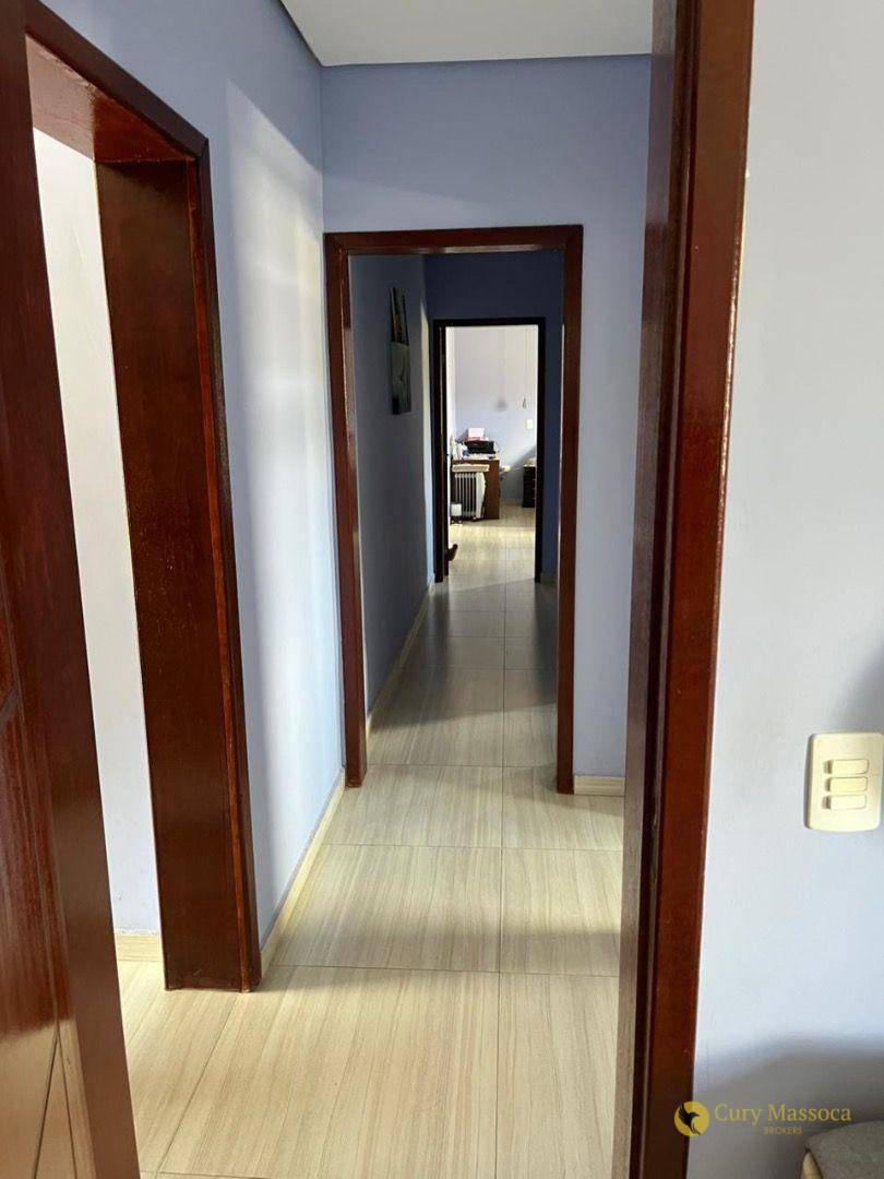 Casa de Condomínio à venda com 3 quartos, 238m² - Foto 4