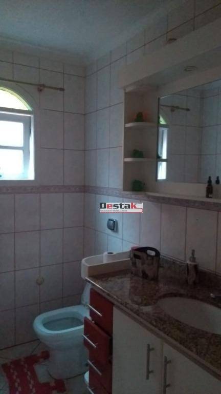 Sobrado à venda com 3 quartos, 190m² - Foto 20