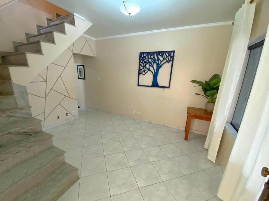 Sobrado à venda com 3 quartos, 177m² - Foto 2