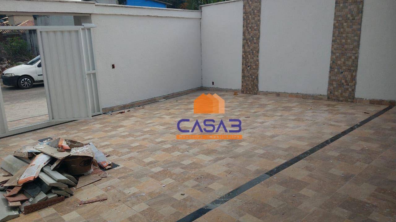 Casa à venda com 2 quartos, 90m² - Foto 13