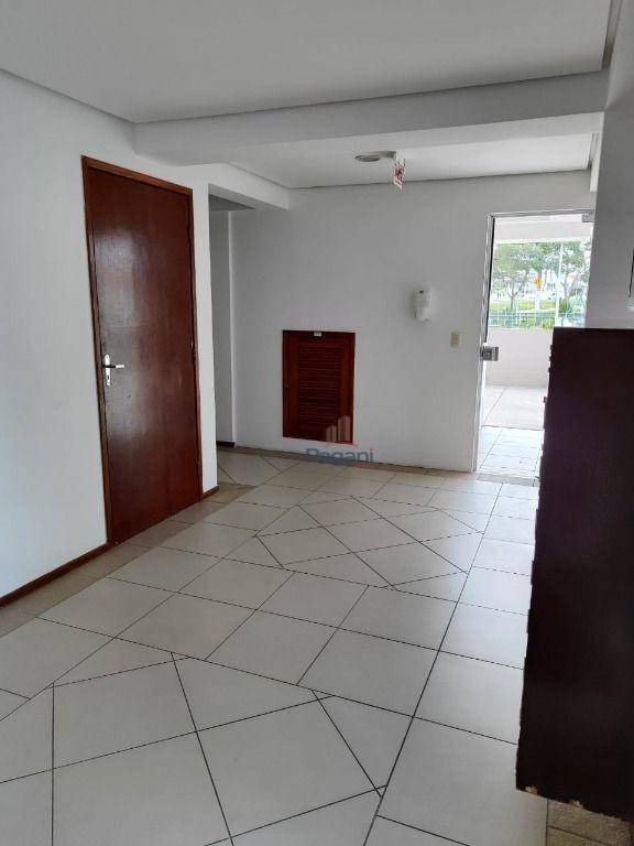 Apartamento para alugar com 2 quartos, 59m² - Foto 12