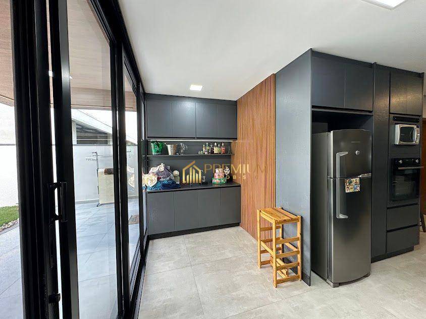 Sobrado, 4 quartos, 182 m² - Foto 3