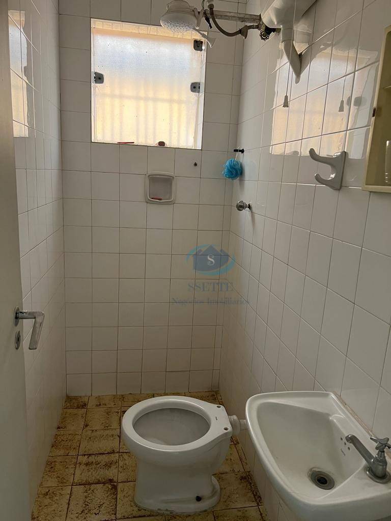 Sobrado à venda com 3 quartos, 284m² - Foto 4