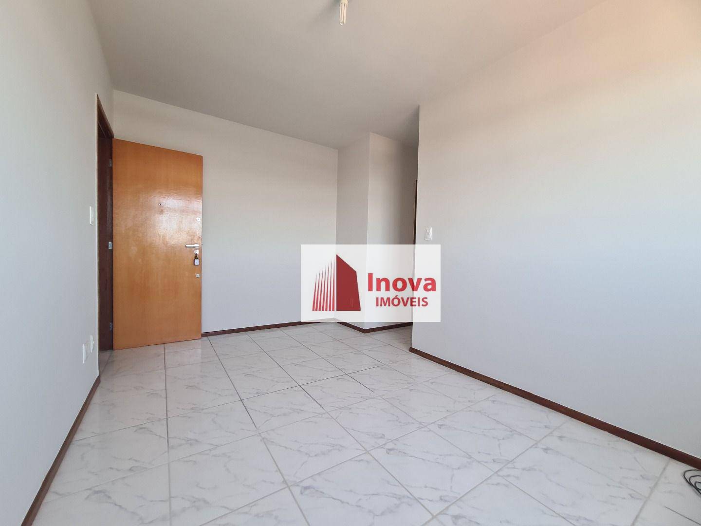 Apartamento à venda com 2 quartos, 70m² - Foto 5