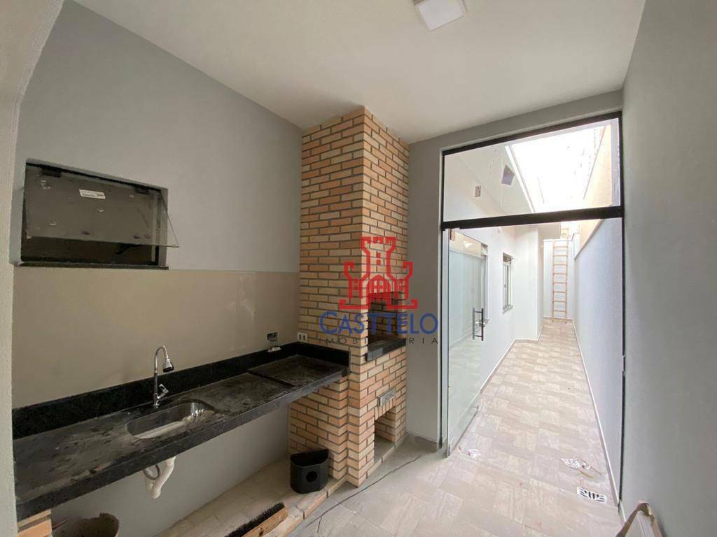 Casa à venda com 3 quartos, 80m² - Foto 5