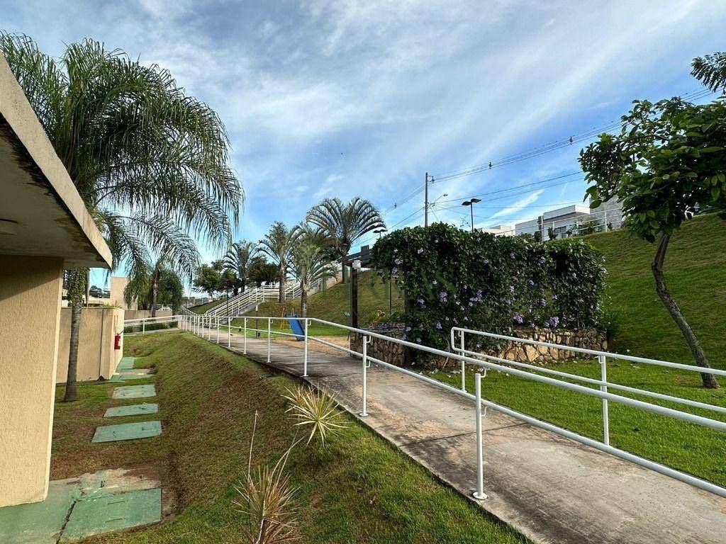 Casa de Condomínio à venda com 3 quartos, 220m² - Foto 12