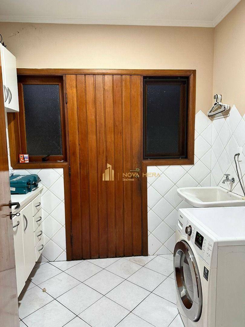 Sobrado à venda com 3 quartos, 250m² - Foto 6