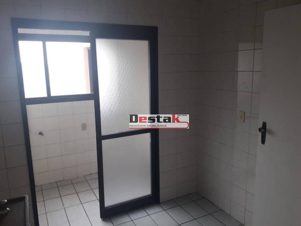 Apartamento à venda com 3 quartos, 80m² - Foto 20