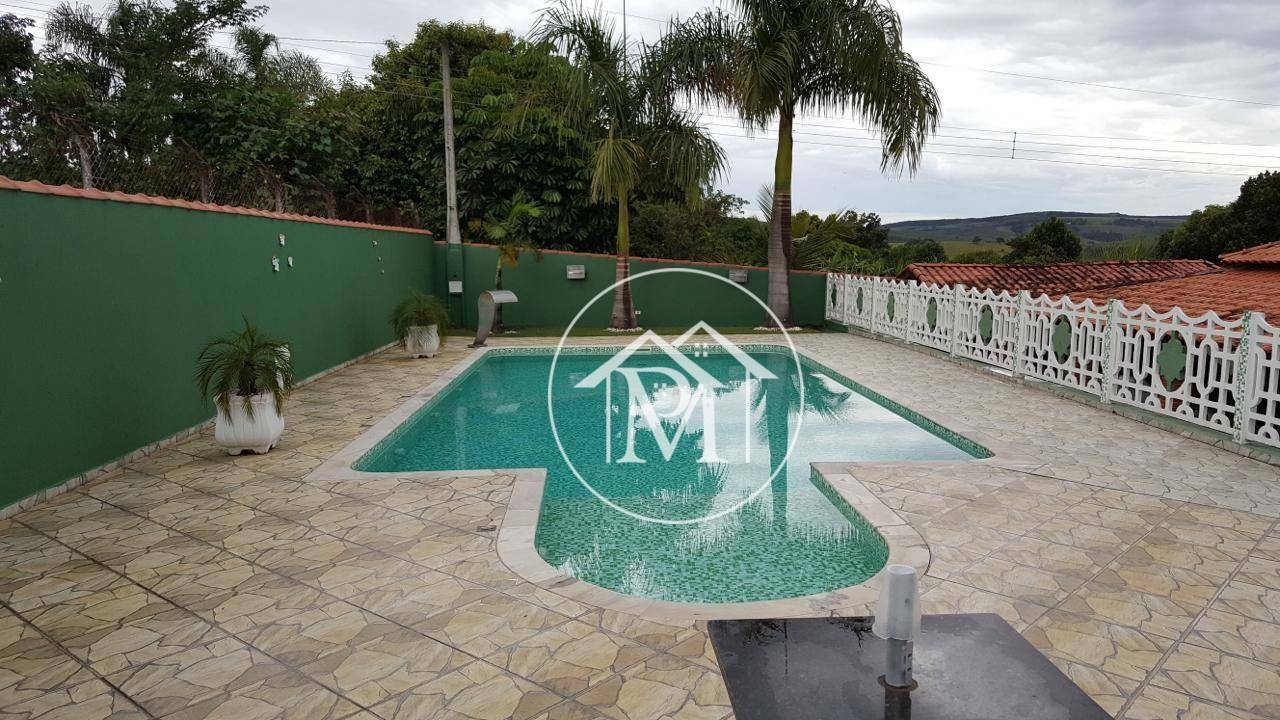 Chácara à venda com 7 quartos, 700m² - Foto 32