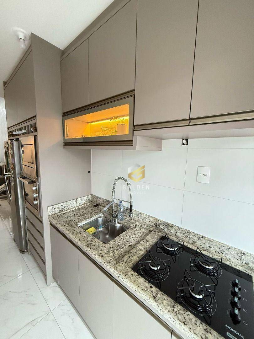 Casa à venda com 2 quartos, 67m² - Foto 10