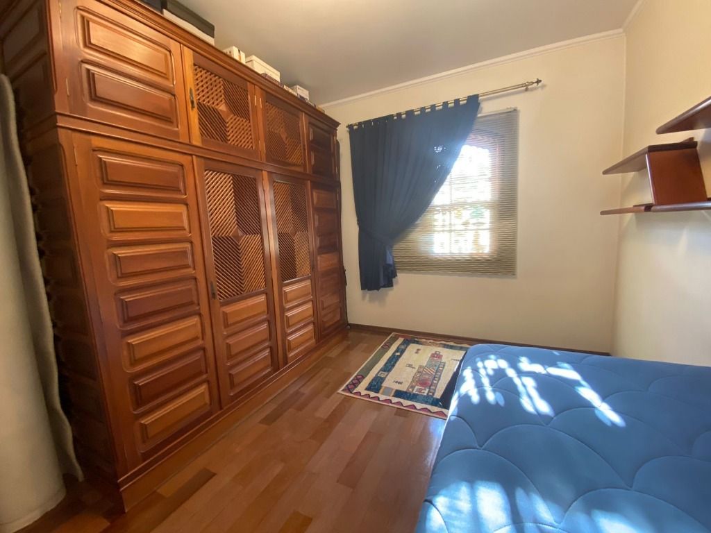 Casa à venda com 4 quartos, 260m² - Foto 31