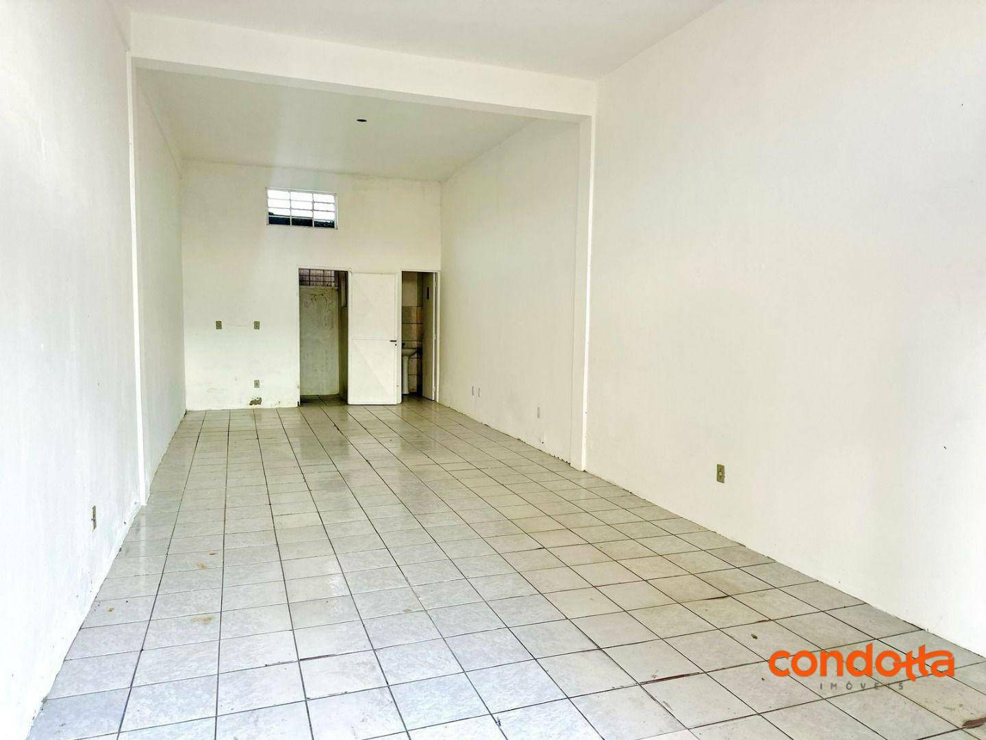 Loja-Salão para alugar, 64m² - Foto 2