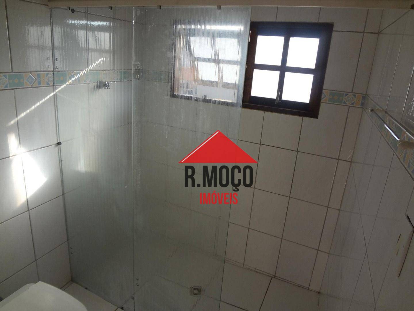 Sobrado à venda com 8 quartos, 100m² - Foto 50