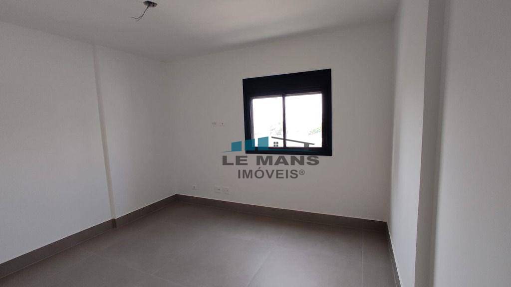 Apartamento à venda com 3 quartos, 109m² - Foto 17