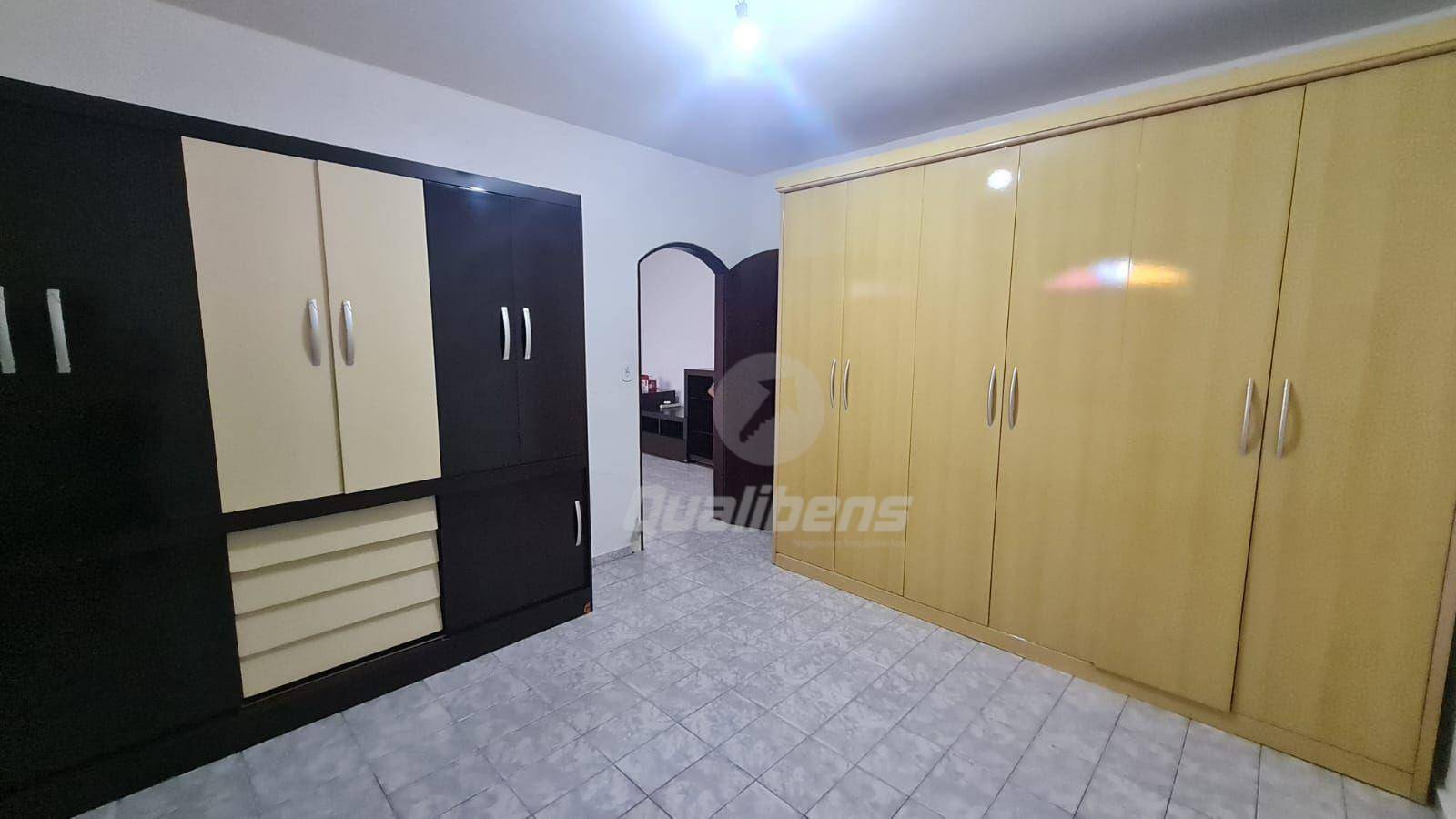 Casa à venda com 2 quartos, 141m² - Foto 10