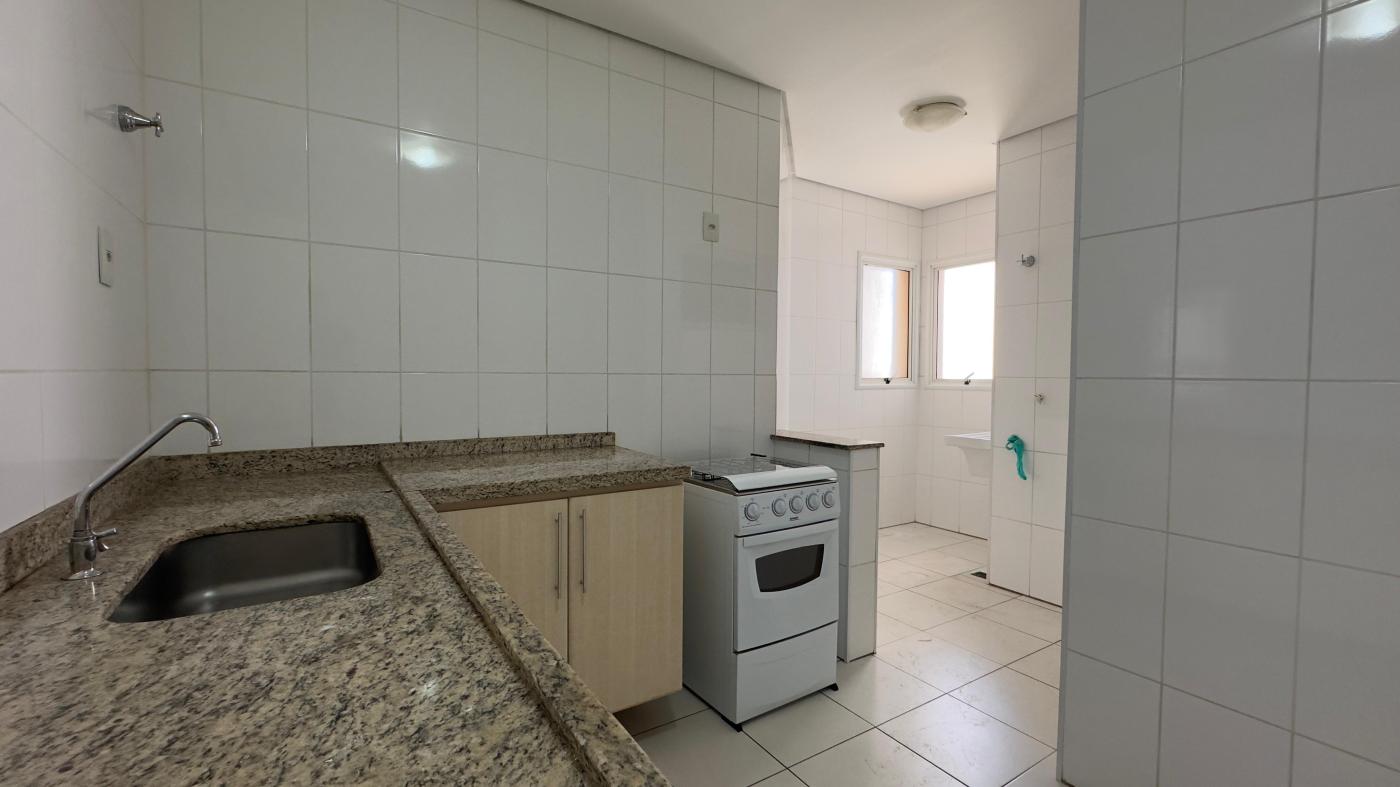 Apartamento para alugar com 3 quartos, 85m² - Foto 10