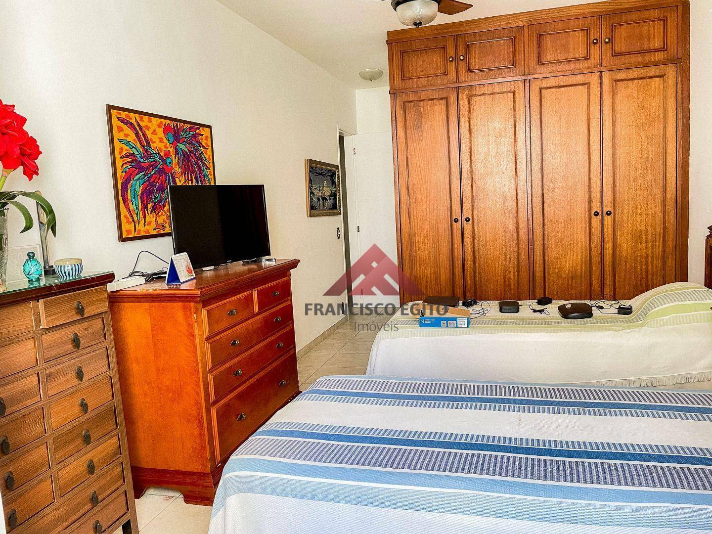 Apartamento à venda com 3 quartos, 207m² - Foto 10